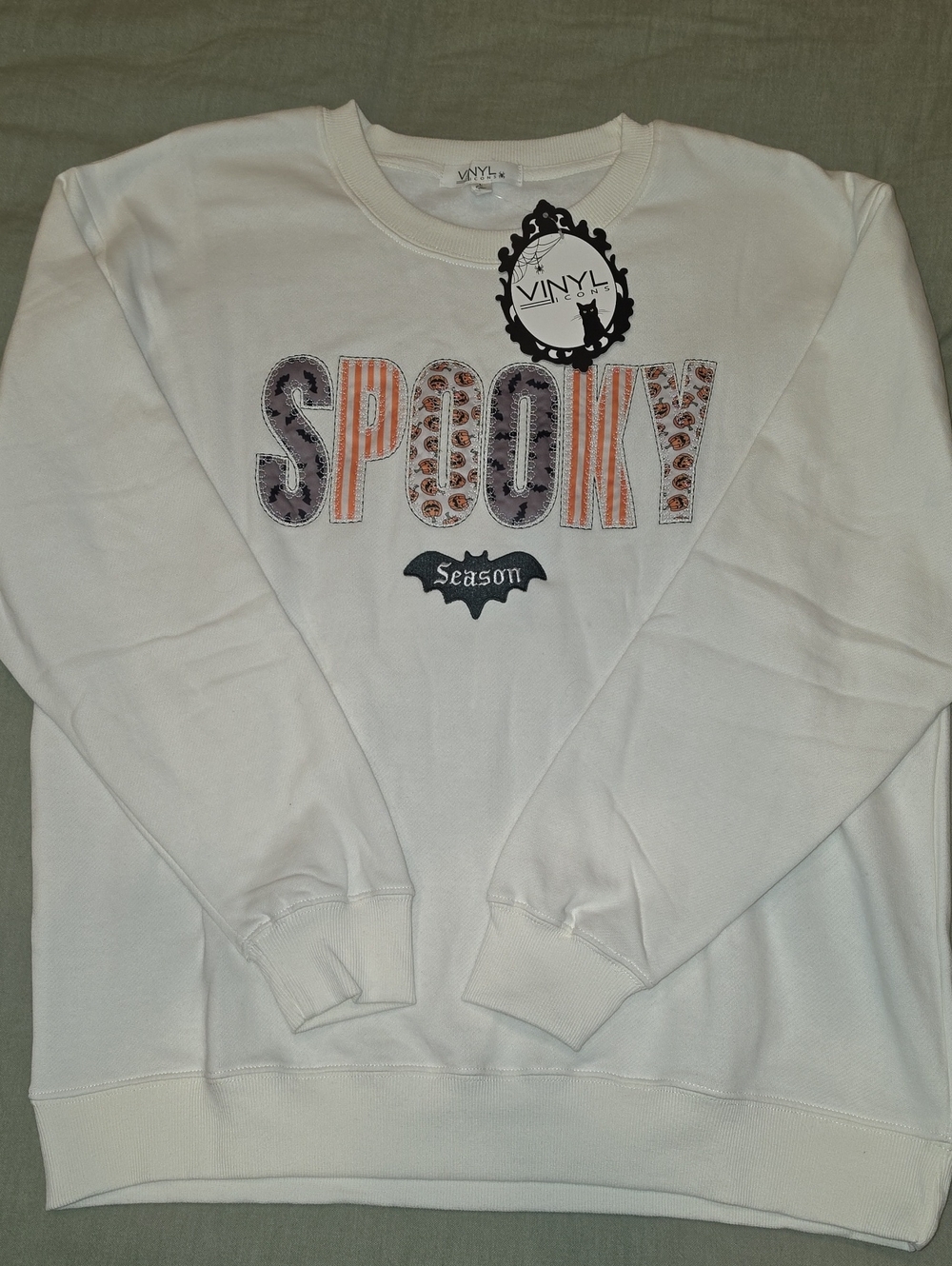 Vinyl Icons Animal Print Sweatshirt White Large NWT